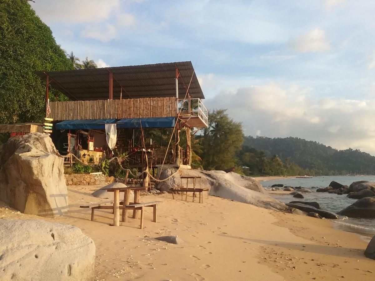 Bungkil Place Hotel Tioman Eksteriør billede