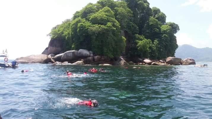 Bungkil Place Hotel Tioman Eksteriør billede